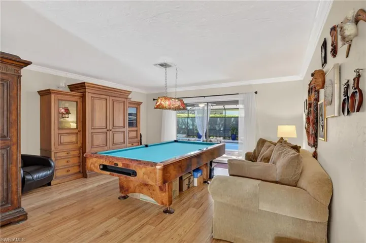 2140  Evergreen Lake  CT, Naples, FL 34112