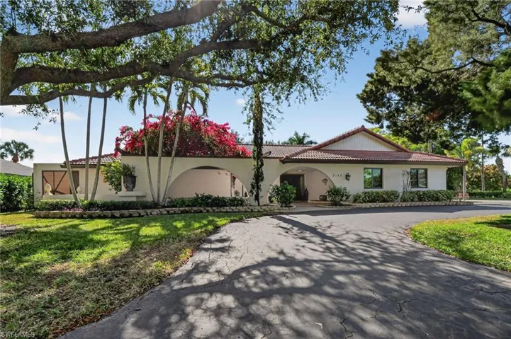 2140  Evergreen Lake  CT, Naples, FL 34112