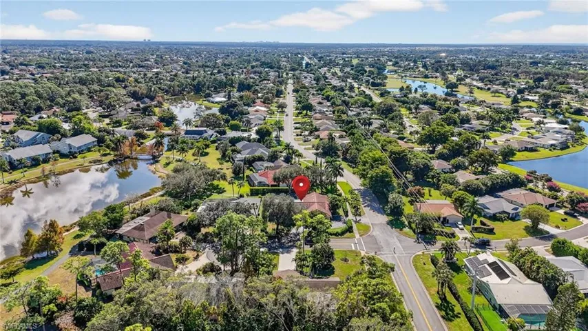 2140  Evergreen Lake  CT, Naples, FL 34112
