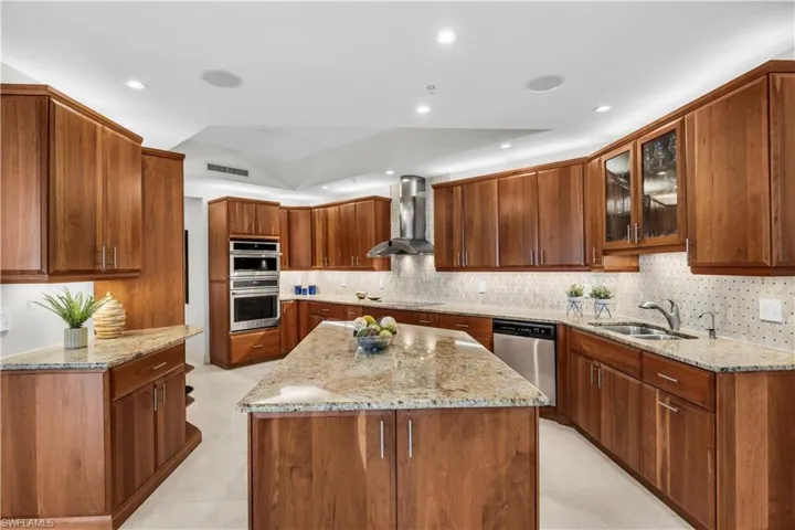 14270  Royal Harbour  CT, Fort Myers, FL 33908