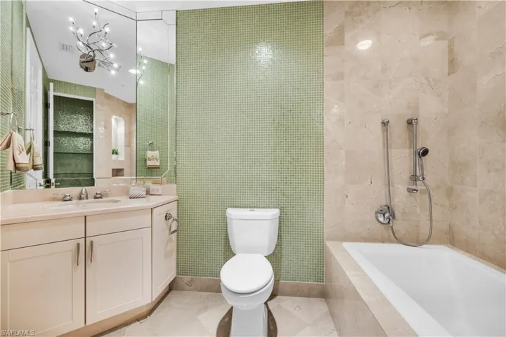 14270  Royal Harbour  CT, Fort Myers, FL 33908