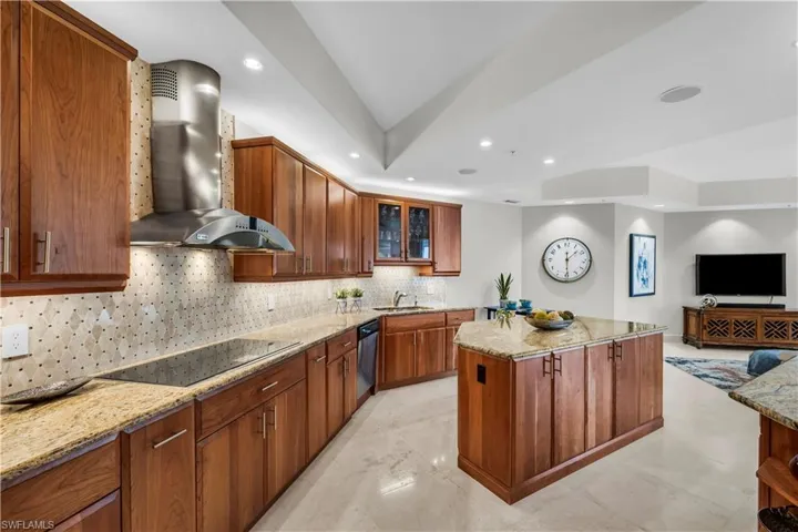 14270  Royal Harbour  CT, Fort Myers, FL 33908