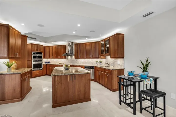 14270  Royal Harbour  CT, Fort Myers, FL 33908