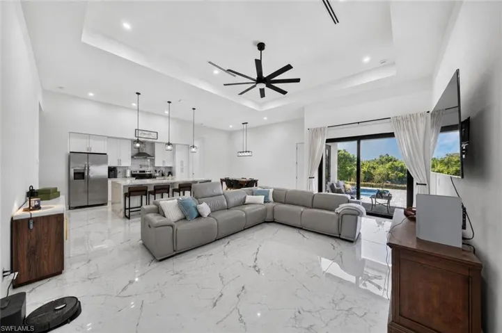 434 Nw 6th St, Cape Coral, Florida 33993