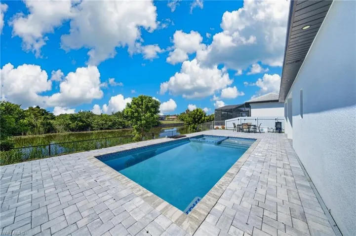 434 Nw 6th St, Cape Coral, Florida 33993