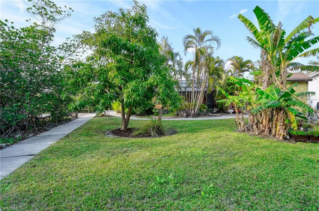 27285 Belle Rio DR, Bonita Springs, FL 34135,225000601