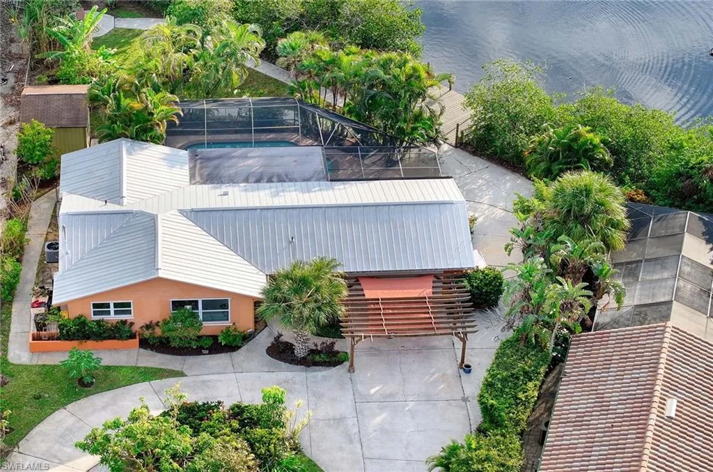 27285 Belle Rio DR, Bonita Springs, FL 34135,225000601