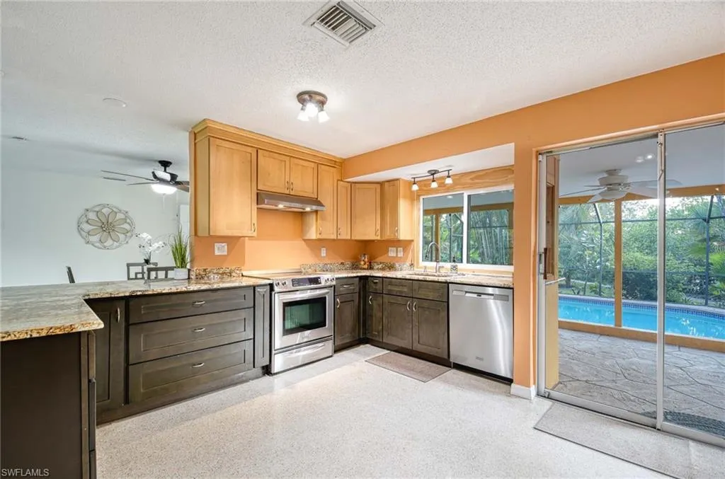 27285 Belle Rio DR, Bonita Springs, FL 34135,225000601