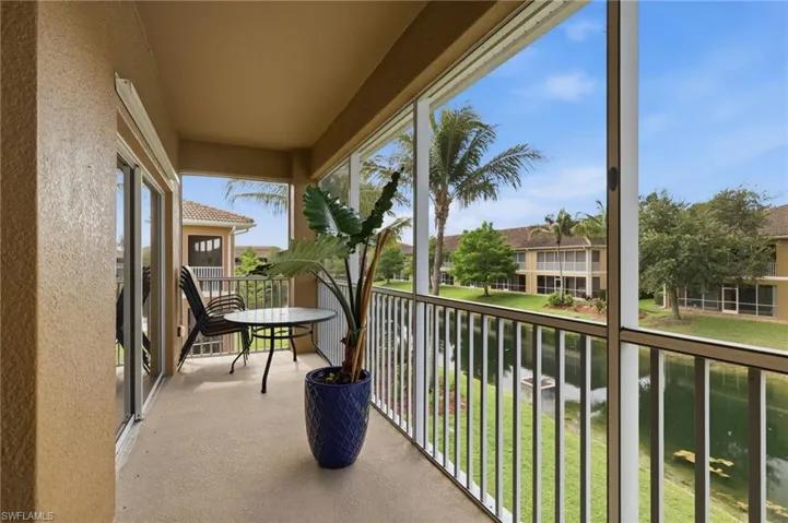 1108 Winding Pines Cir 201, Cape Coral, Florida 33909