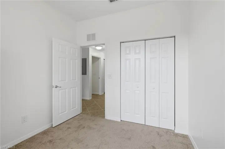 1108 Winding Pines Cir 201, Cape Coral, Florida 33909