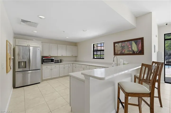 1108 Winding Pines Cir 201, Cape Coral, Florida 33909