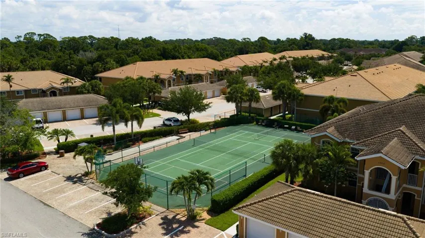1108 Winding Pines Cir 201, Cape Coral, Florida 33909