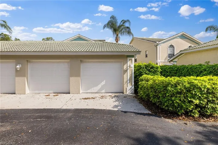 25761  Lake Amelia  WAY, Bonita Springs, FL 34135