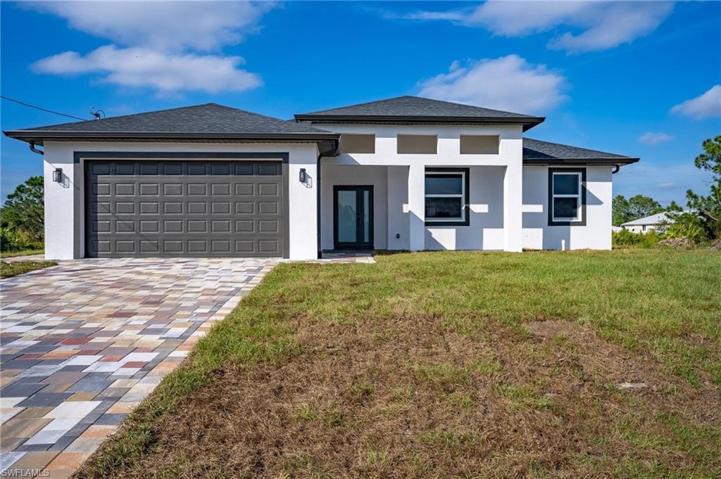 739  Phelps E ST, Lehigh Acres, FL 33974