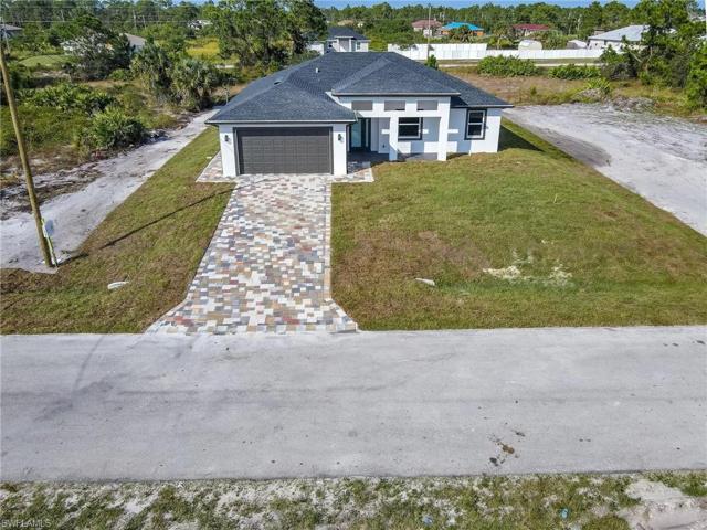 739  Phelps E ST, Lehigh Acres, FL 33974