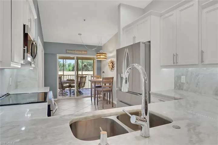 3890 Sawgrass Way 2322, Naples, Florida 34112