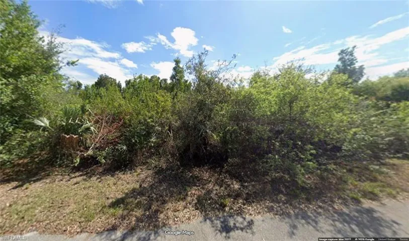 2705 35th St Sw, Lehigh Acres, Florida 33976