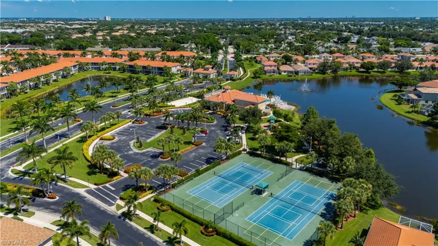 9009 Paseo De Valencia St, Fort Myers, Florida 33908
