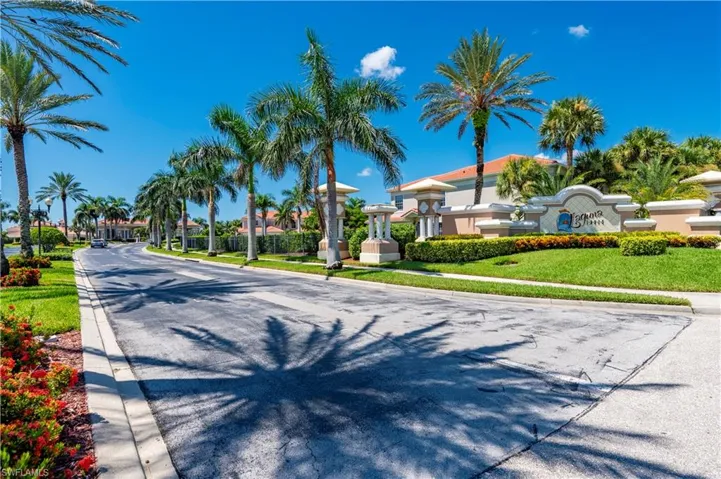 9009 Paseo De Valencia St, Fort Myers, Florida 33908