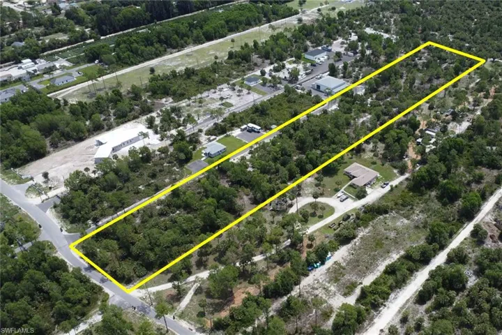 1180 Ivy Way, Naples, Florida 34117