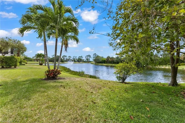 8137 Saratoga Dr # 2002, Naples Fl 34113