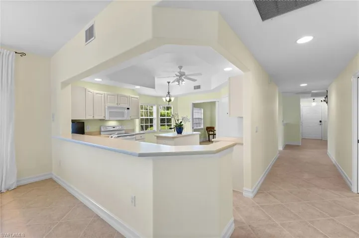 8137 Saratoga Dr # 2002, Naples Fl 34113