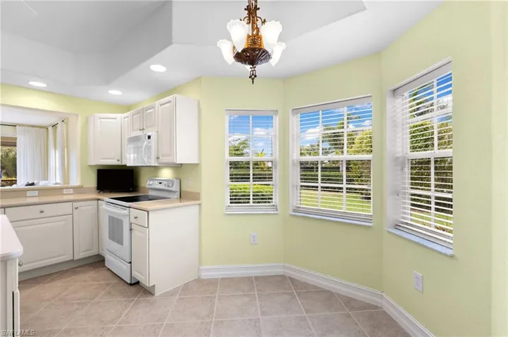 8137 Saratoga Dr # 2002, Naples Fl 34113