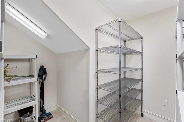 8137 Saratoga Dr # 2002, Naples Fl 34113