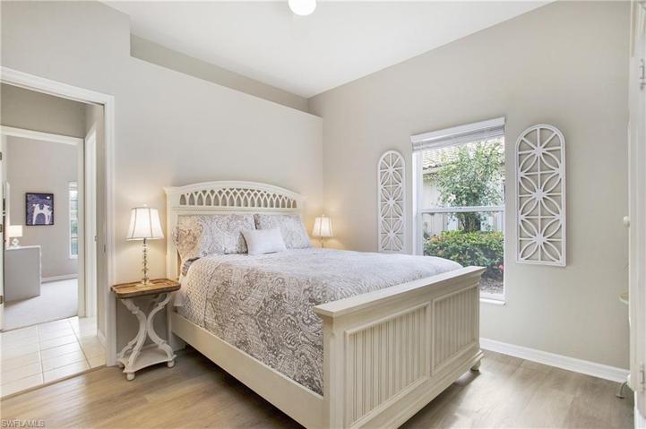 2nd Guest room - access to hallway and guest bath