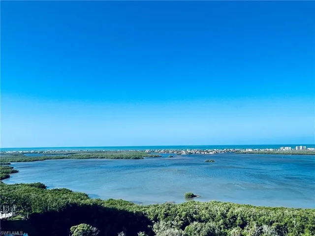 Estero Bay