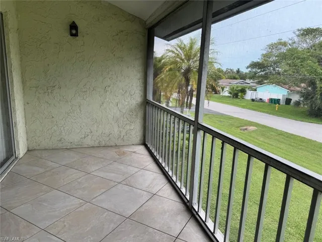 4900 Biscayne Dr 21, Naples, Florida 34112