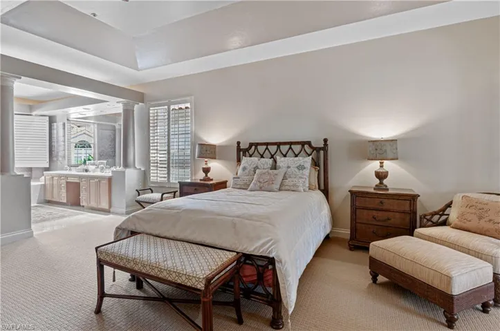 191  Colonade  CIR, Naples, FL 34103