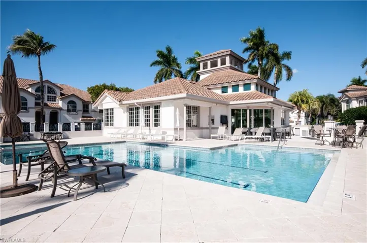191  Colonade  CIR, Naples, FL 34103