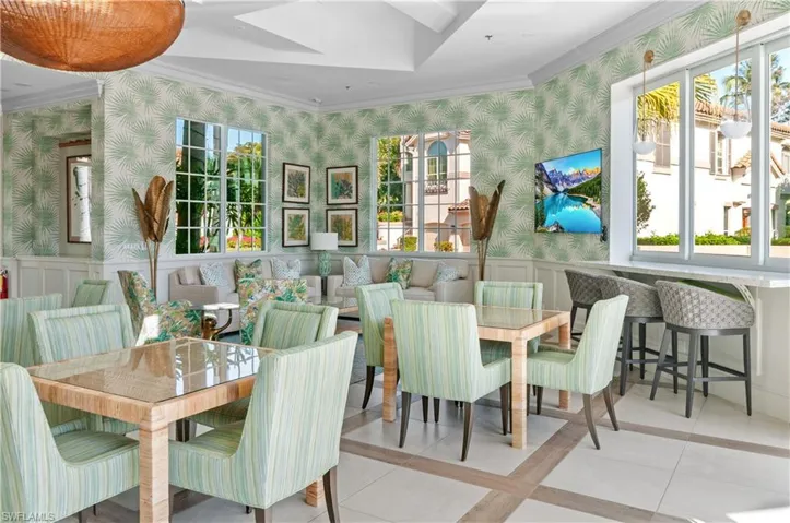 191  Colonade  CIR, Naples, FL 34103
