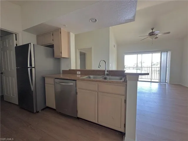 4700 Saint Croix Ln # 335, Naples, Florida 34109