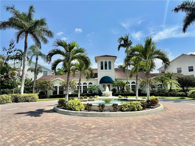 4700 Saint Croix Ln # 335, Naples, Florida 34109