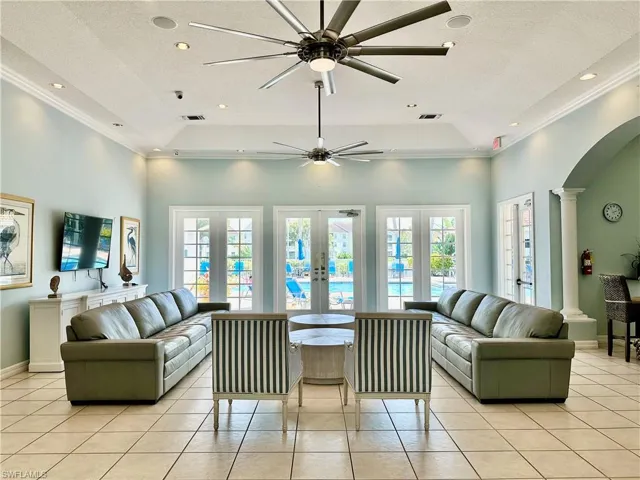 4700 Saint Croix Ln # 335, Naples, Florida 34109
