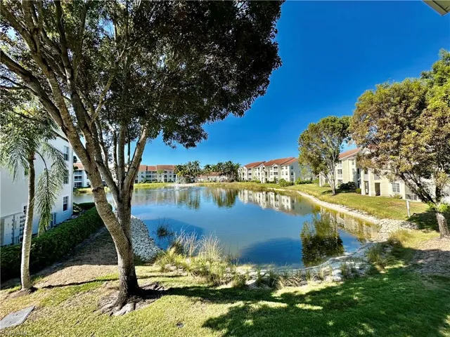 4700 Saint Croix Ln # 335, Naples, Florida 34109