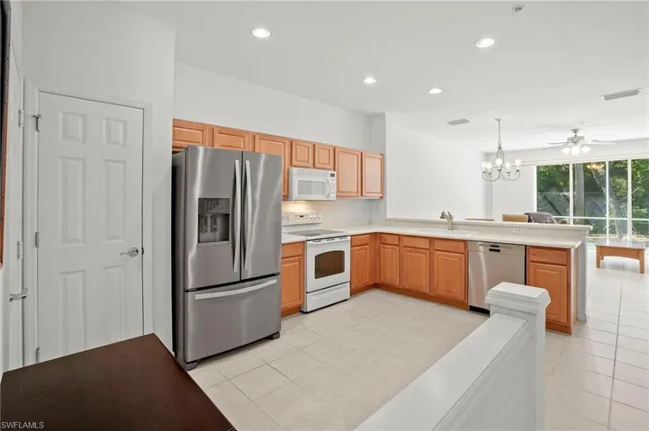 Spacious Kitchen