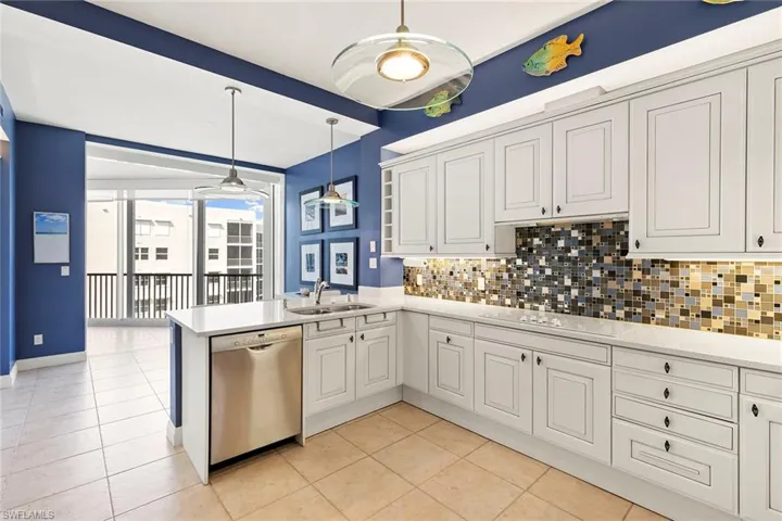 5000 Royal Marco Way 831, Marco Island, Florida 34145