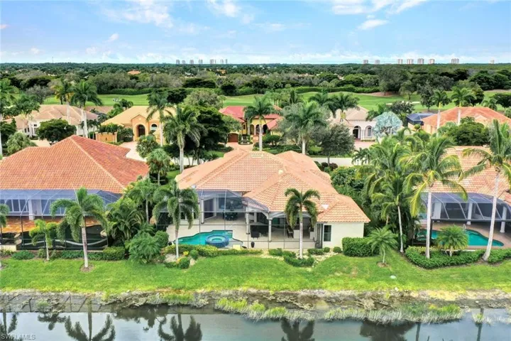 Enjoy the shimmer of your lake views.