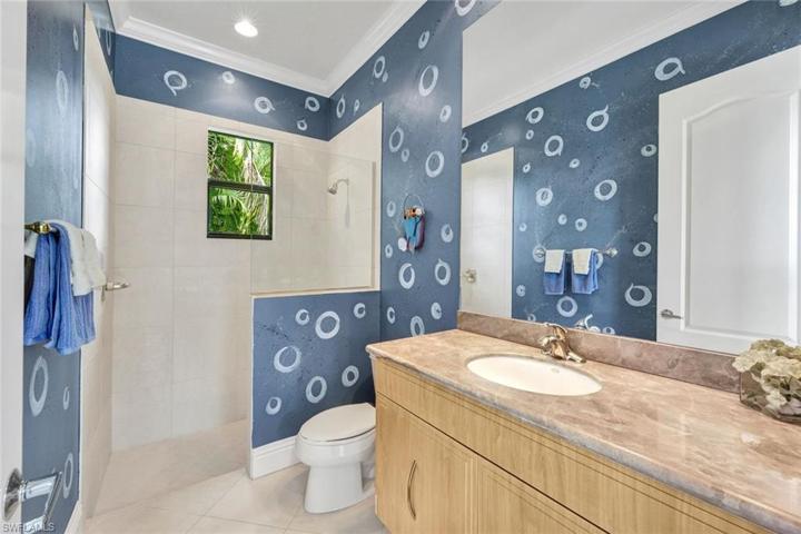 Guest bathroom #3