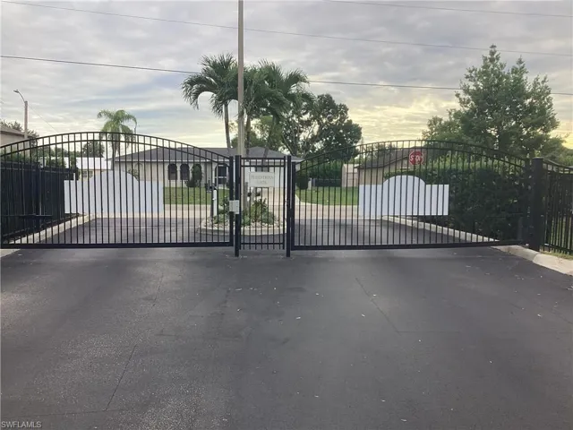 1121 Van Loon Commons Cir 304, Cape Coral, Florida 33909