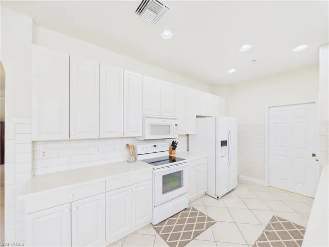 5630  Chelsey  LN, Fort Myers, FL 33912