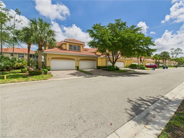 5630  Chelsey  LN, Fort Myers, FL 33912