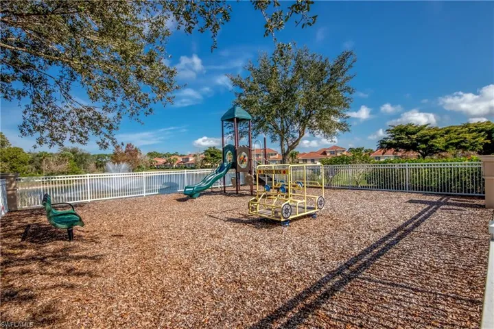 5630  Chelsey  LN, Fort Myers, FL 33912