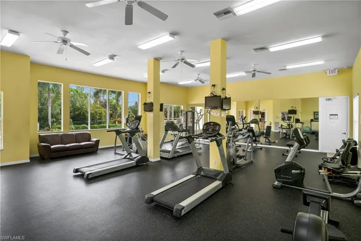 16091  Thorn Wood  DR, Fort Myers, FL 33908