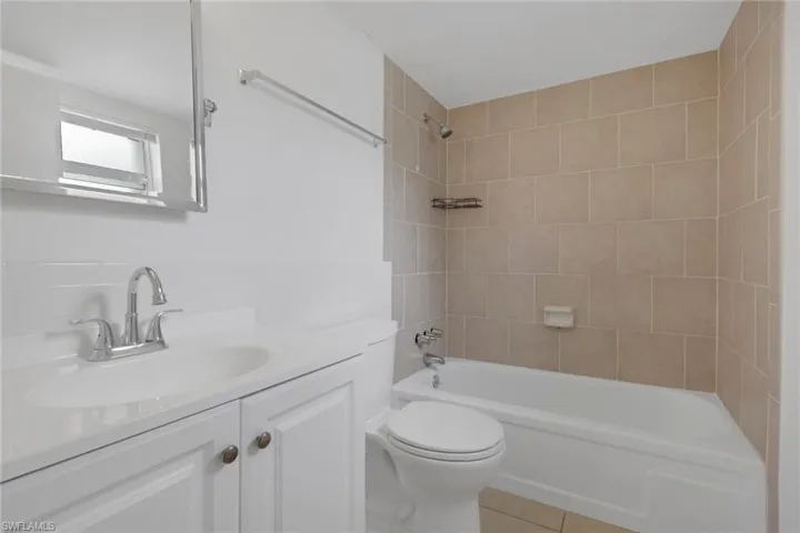 2828 Jackson St C5, Fort Myers, Florida 33901