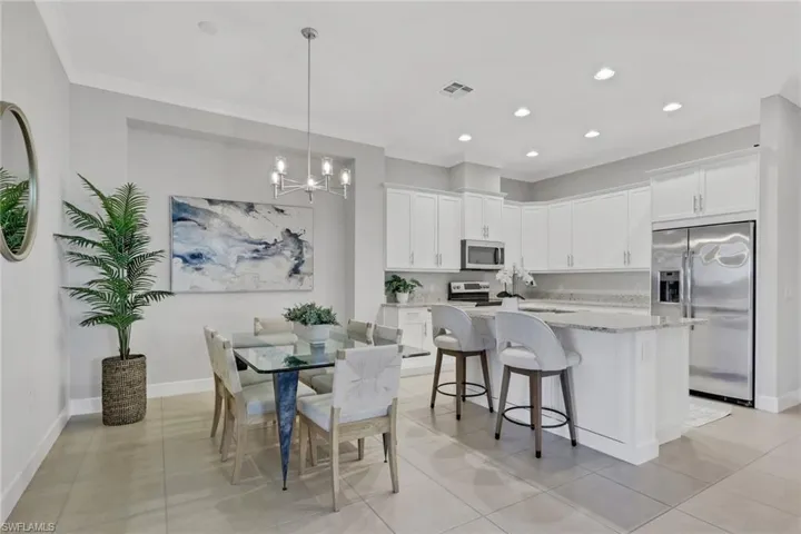 6809  Bequia  WAY, Naples, FL 34113