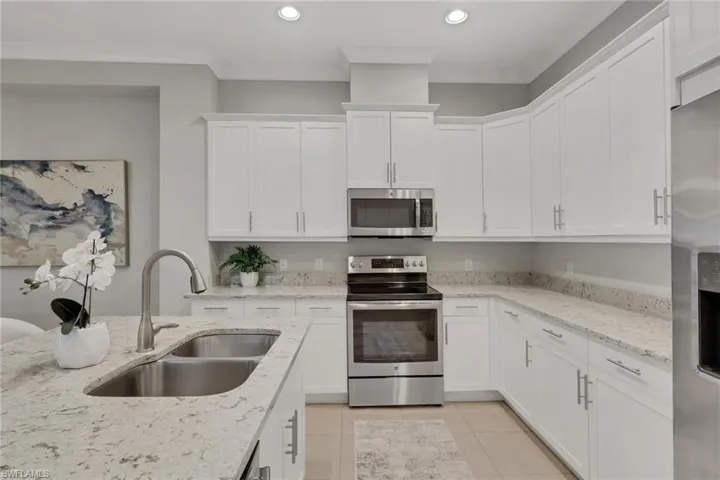 6809 Bequia Way, Naples, Florida 34113